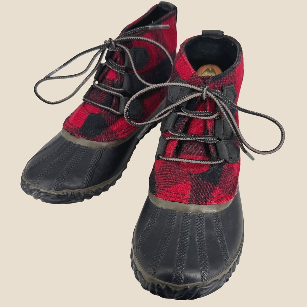 Sorel Out N About Duck Boots Women 7 Red Black Buffalo Plaid Waterproof Rain